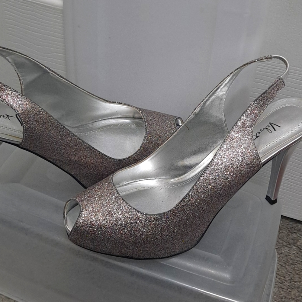 Velvet Heart Brand Shoes